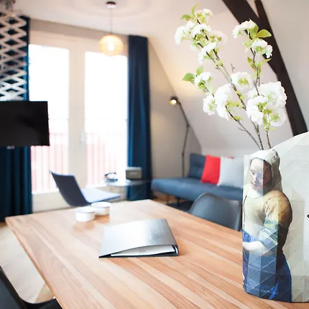 公爵精品公寓 *